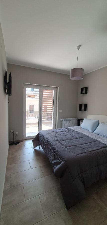 Casa Glicine Lägenhet Milazzo Exteriör bild