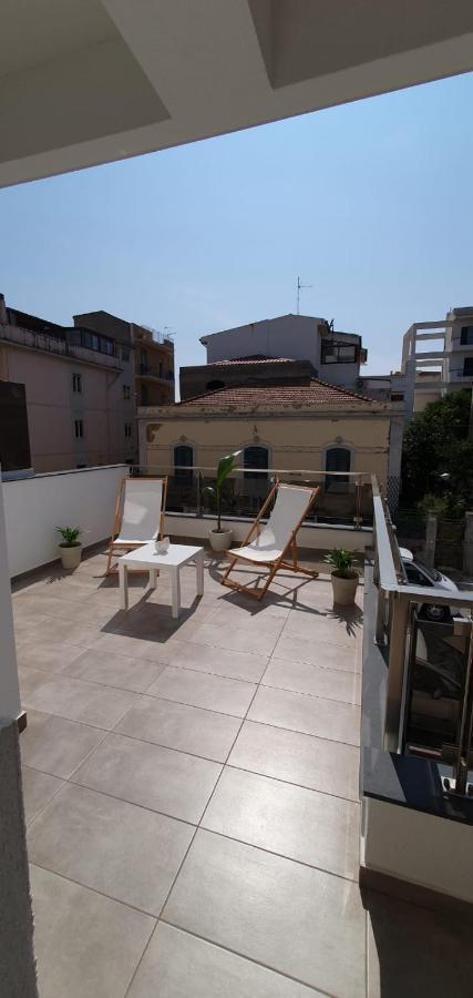Casa Glicine Lägenhet Milazzo Exteriör bild